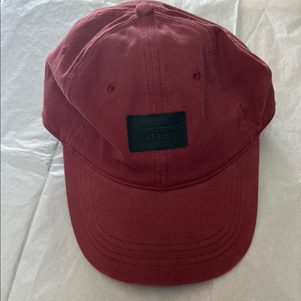 NWOT Abercrombie & Fitch Men's Red Cap - Picture 1 of 4